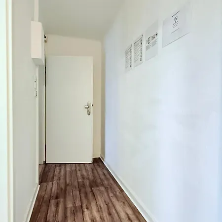 Zentrale In Direkt An Der Stadthalle Mit Kueche & Wlan Daire