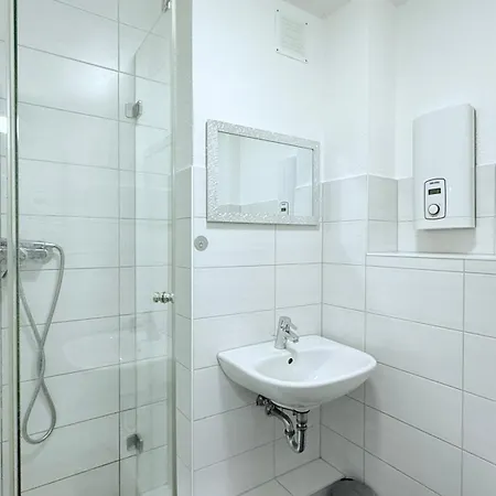 Zentrale In Direkt An Der Stadthalle Mit Kueche & Wlan Daire *