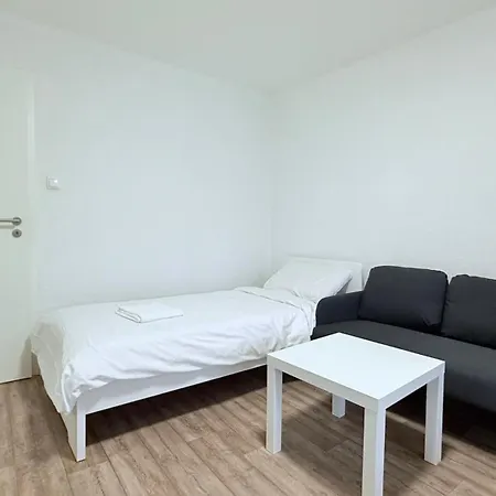 Zentrale In Direkt An Der Stadthalle Mit Kueche & Wlan Daire *